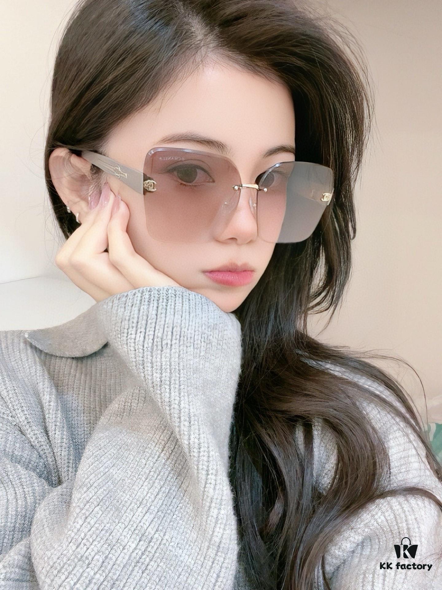 New CHANEL Sunglasses CH4550