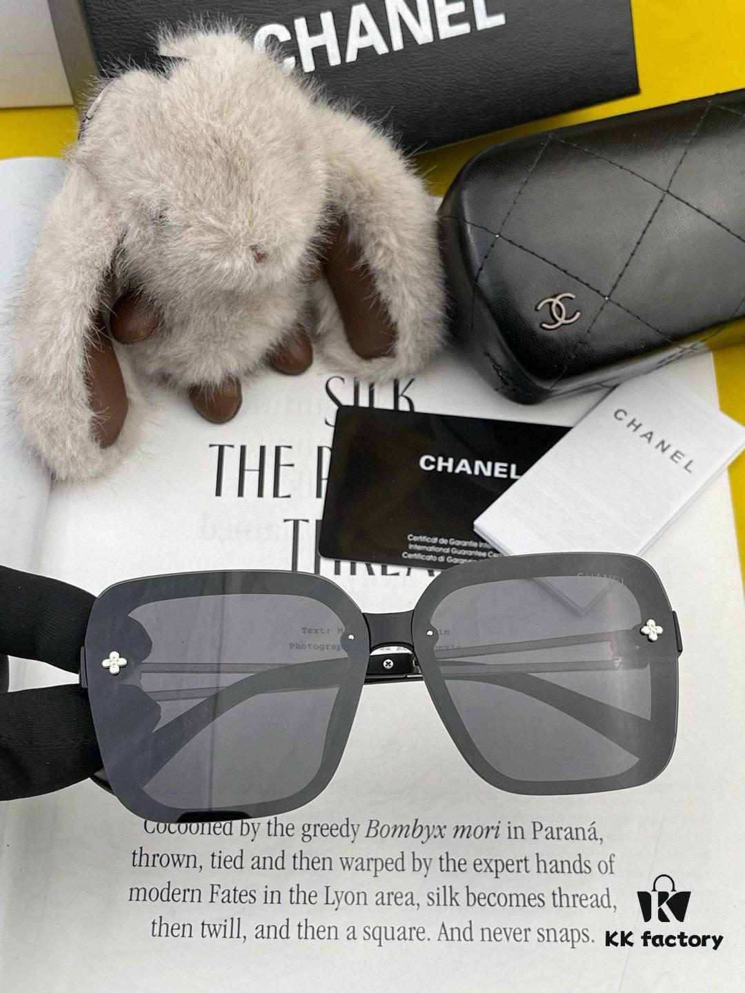 CHANEL 2025 New Arrival Camellia Fashion Trendy Round Frame HD Polarized Sunglasses, Comfortable Wear, Influencer Popular Style