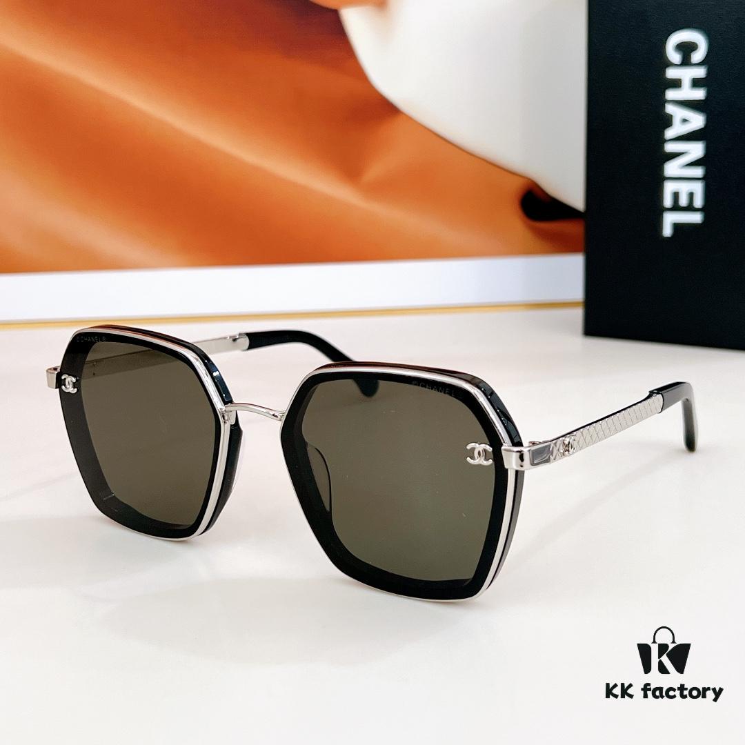 145 CHANEL Sunglasses