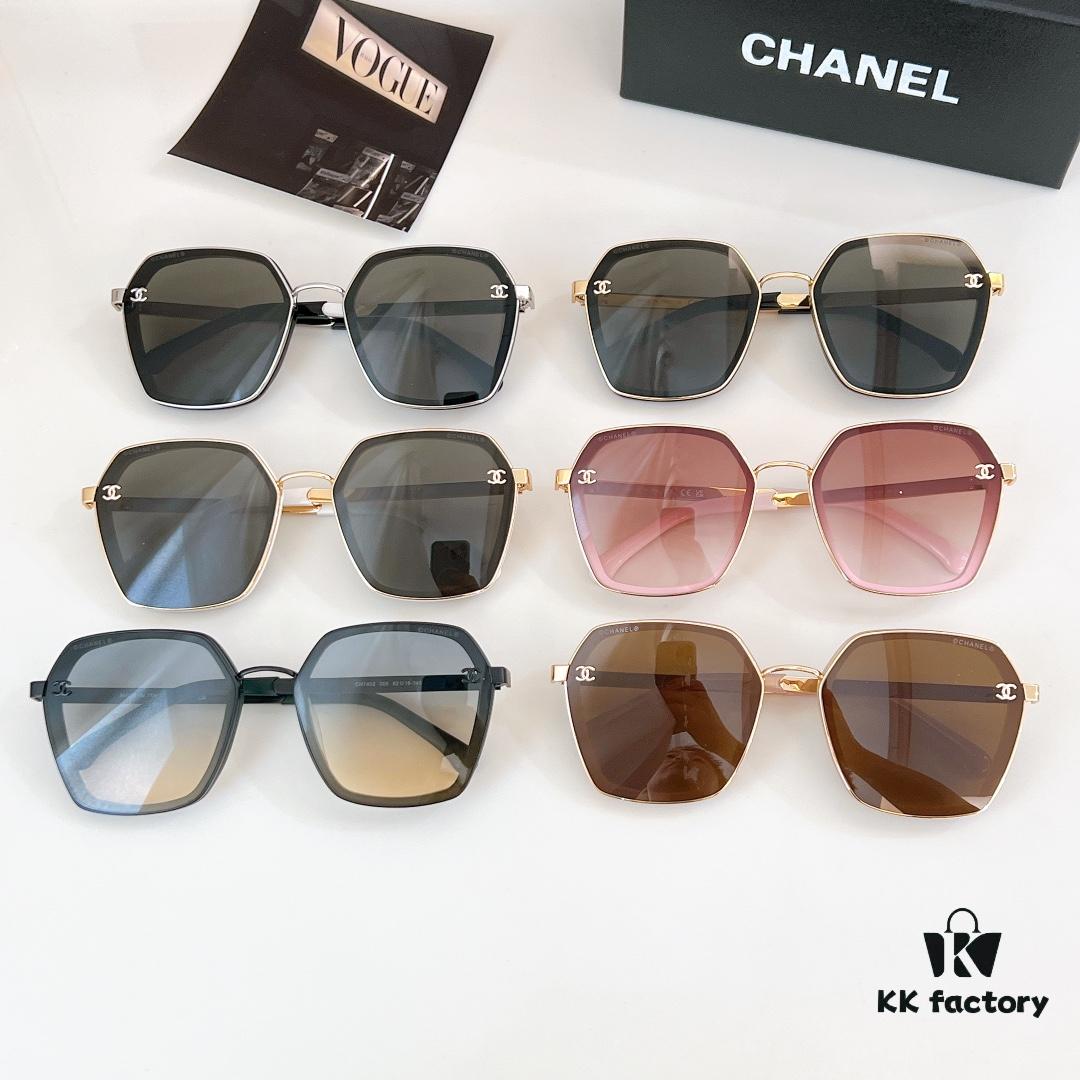145 CHANEL Sunglasses