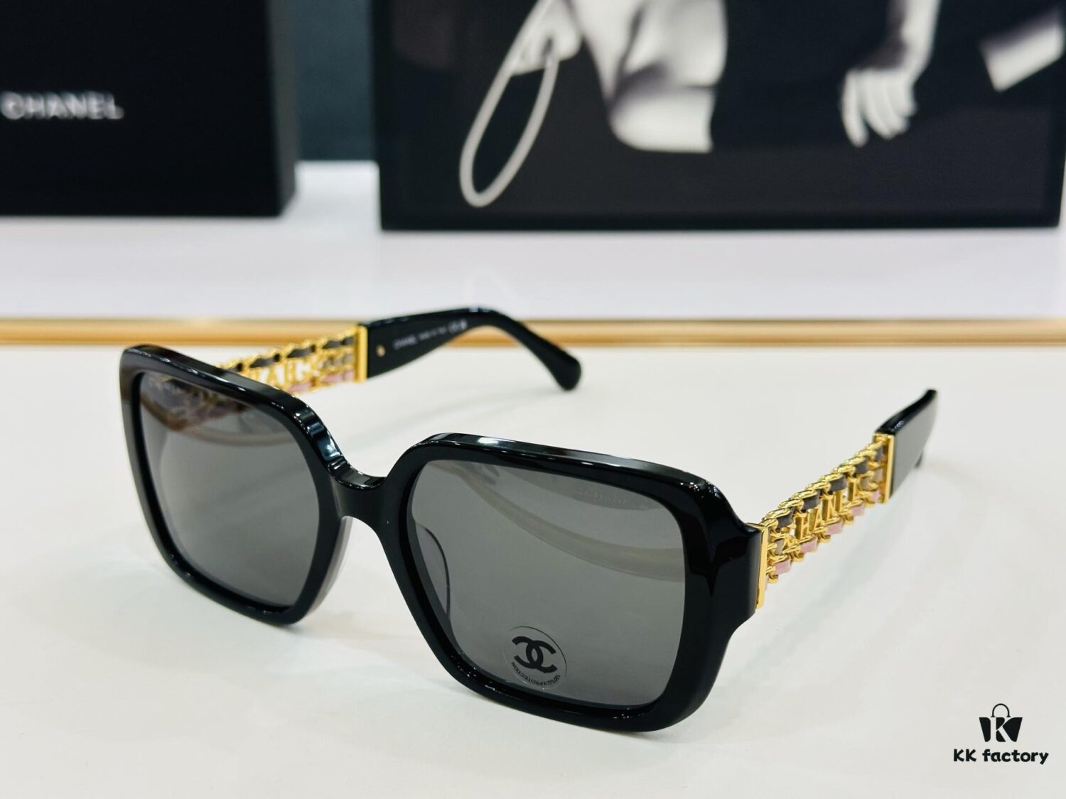 CHANE*/Xiangjia MODEL: CH3486 High-Quality Sunglasses, Unique Design, Size 54-19-142, Suitable for All Face Shapes