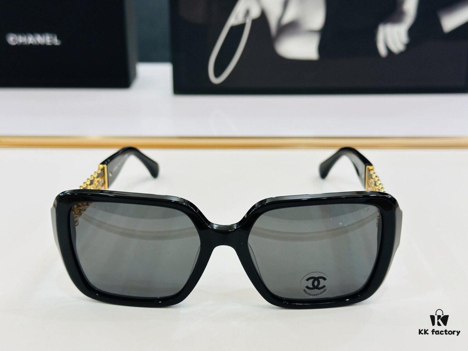 CHANE*/Xiangjia MODEL: CH3486 High-Quality Sunglasses, Unique Design, Size 54-19-142, Suitable for All Face Shapes