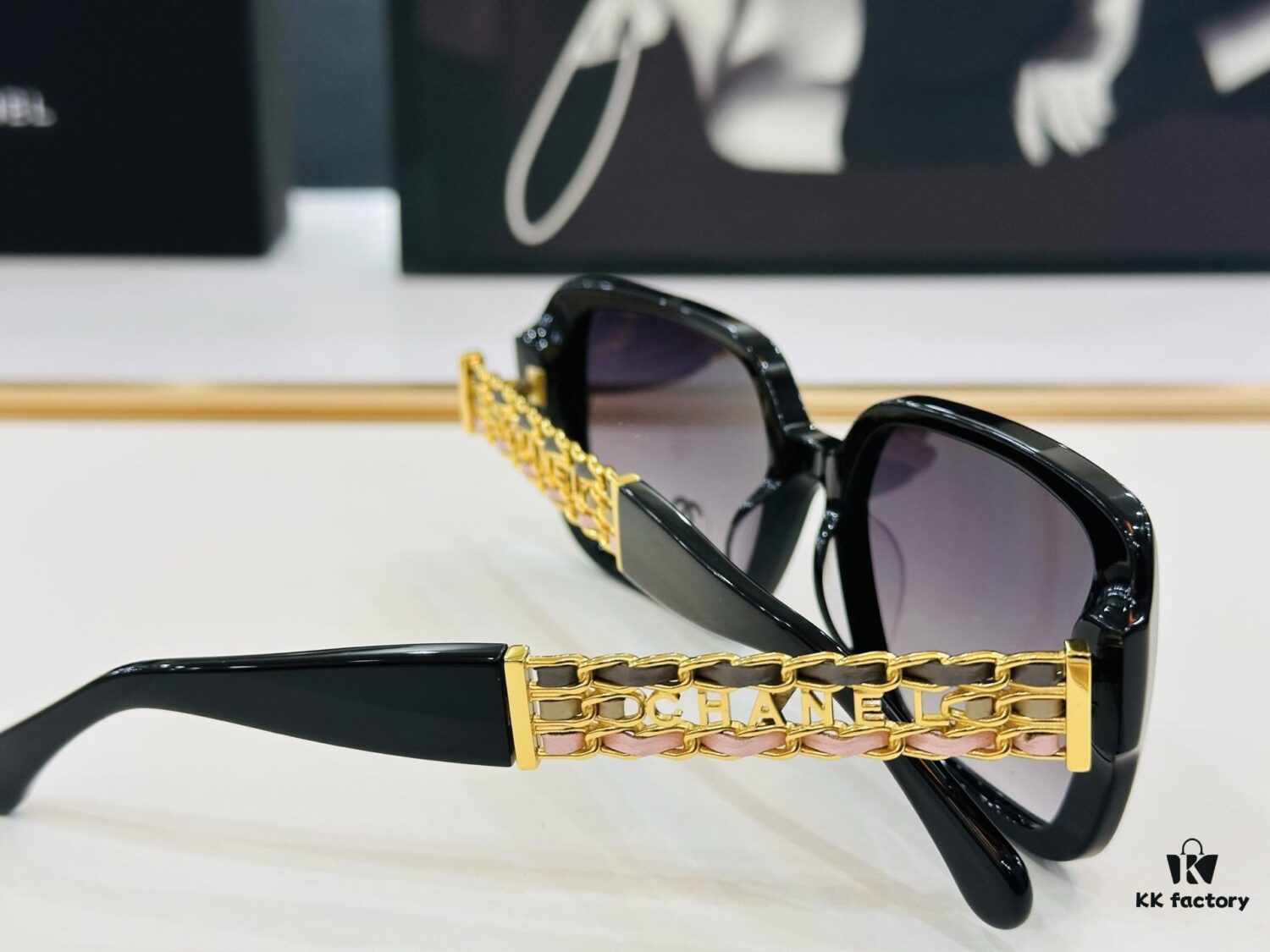 CHANE*/Xiangjia MODEL: CH3486 High-Quality Sunglasses, Unique Design, Size 54-19-142, Suitable for All Face Shapes