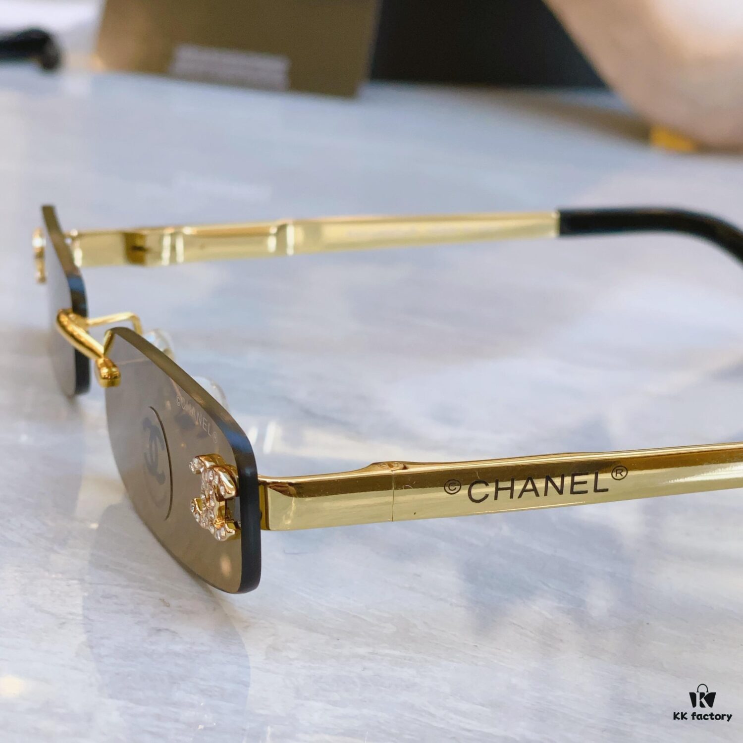 CHANE* Chanel New Model Sunglasses 🕶️🕶️, MODEL: CH4281, SIZE: 54-19-140