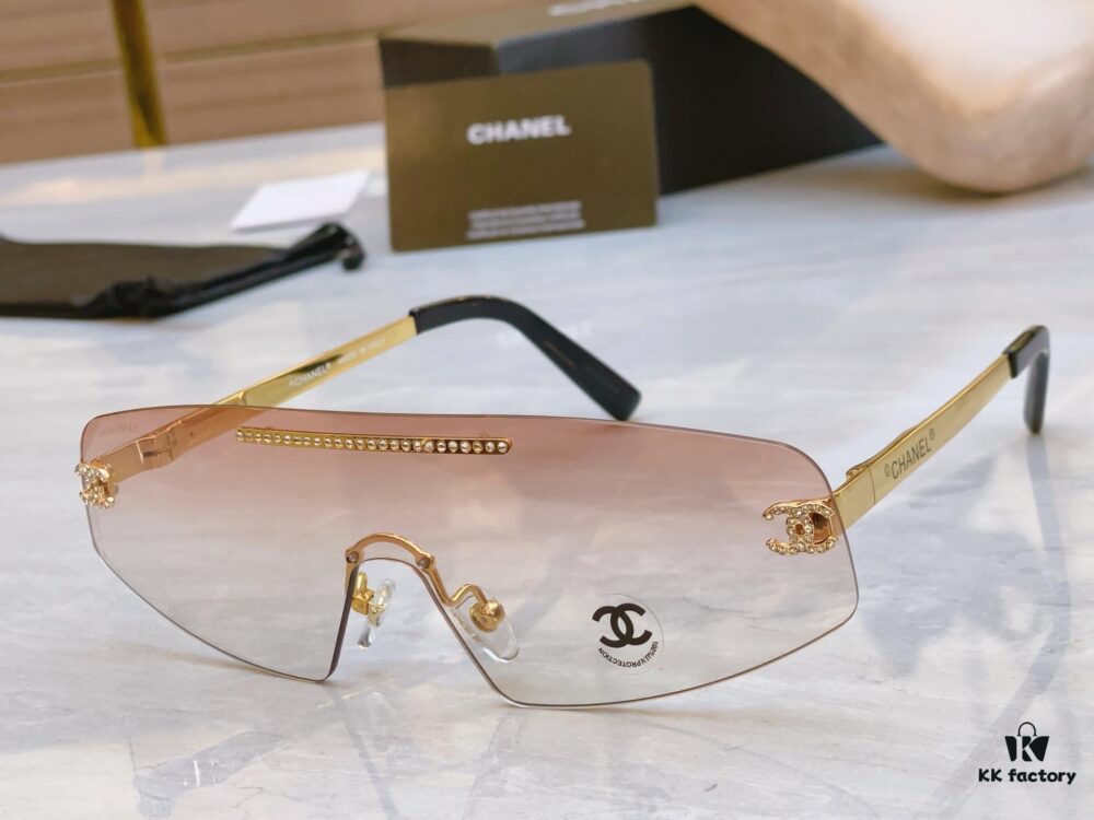 CHANEL New Model Sunglasses 🕶️🕶️, MODEL: CH4267, SIZE: 145-0-145