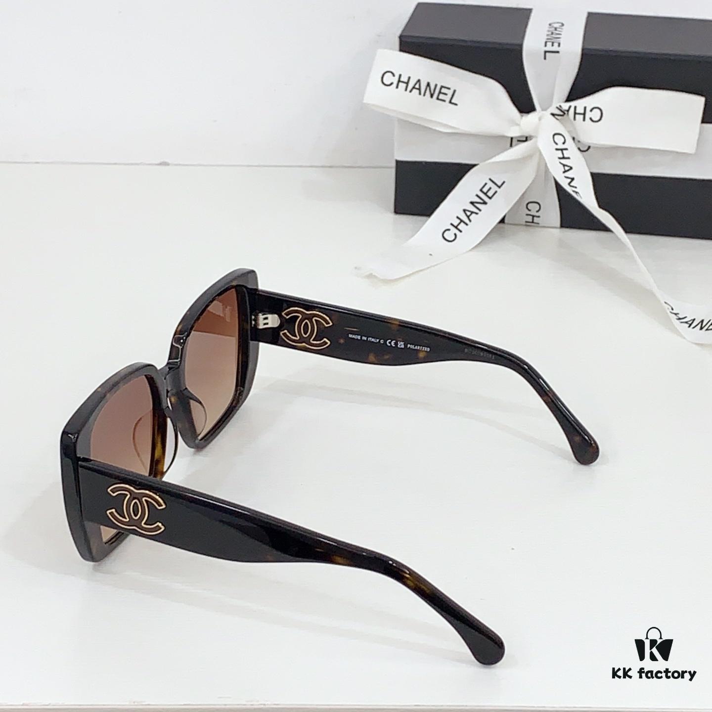 135 CHANEL MODEL: CH5541 SIZE: 54-18-145 Sunglasses