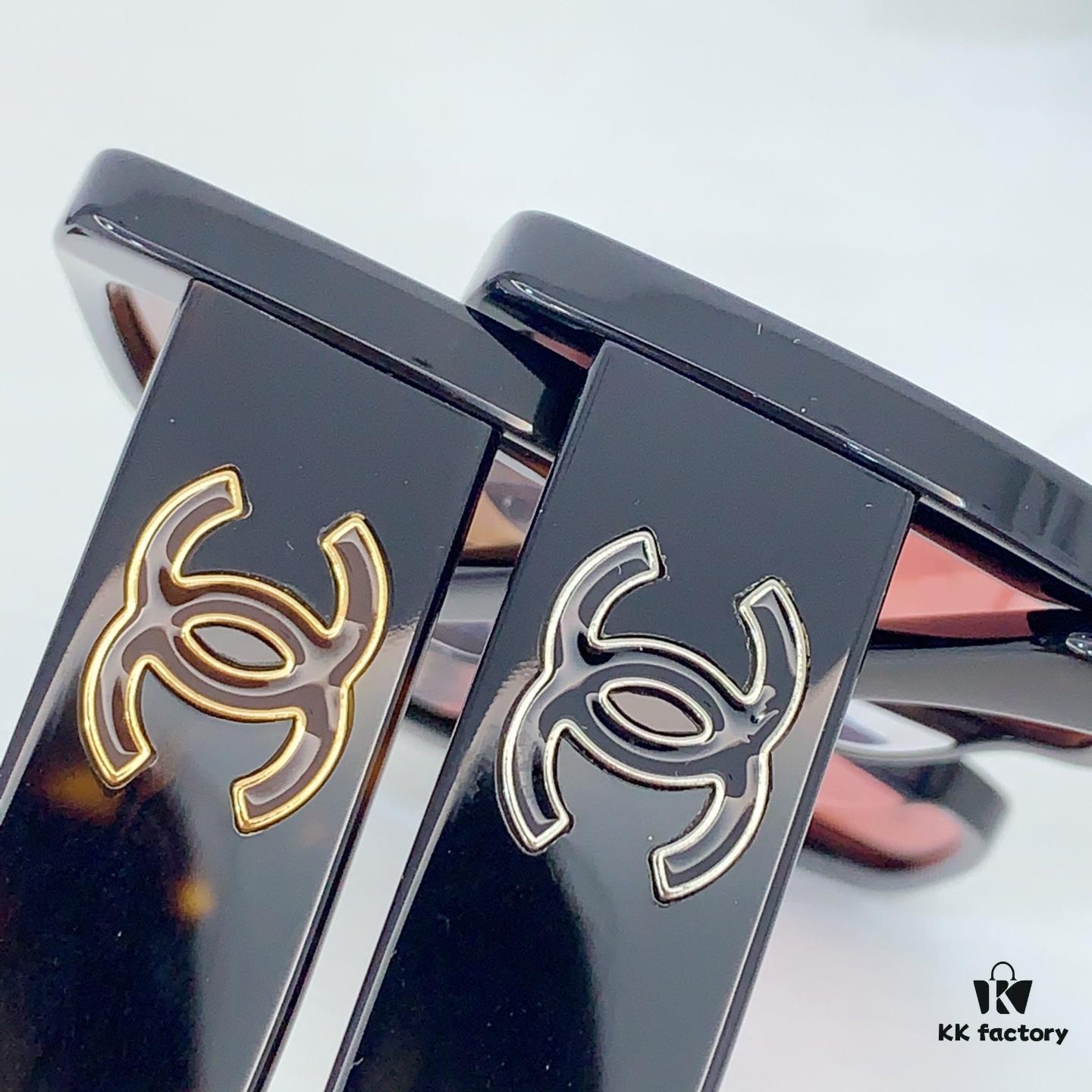 135 CHANEL MODEL: CH5541 SIZE: 54-18-145 Sunglasses