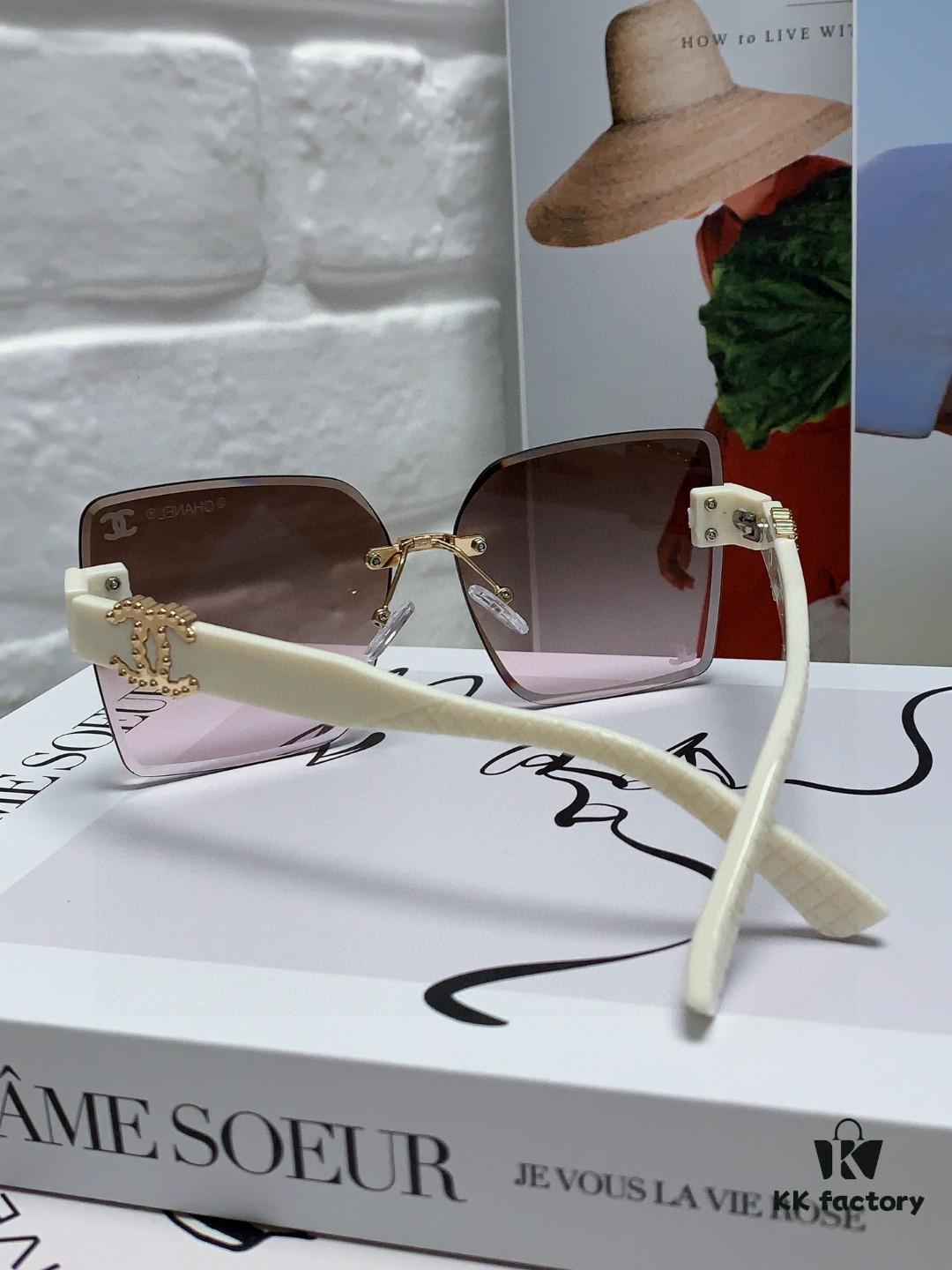 Chanel Popular Best-Selling Sunglasses, Stylish Sun Protection Glasses That Flatter the Face Shape