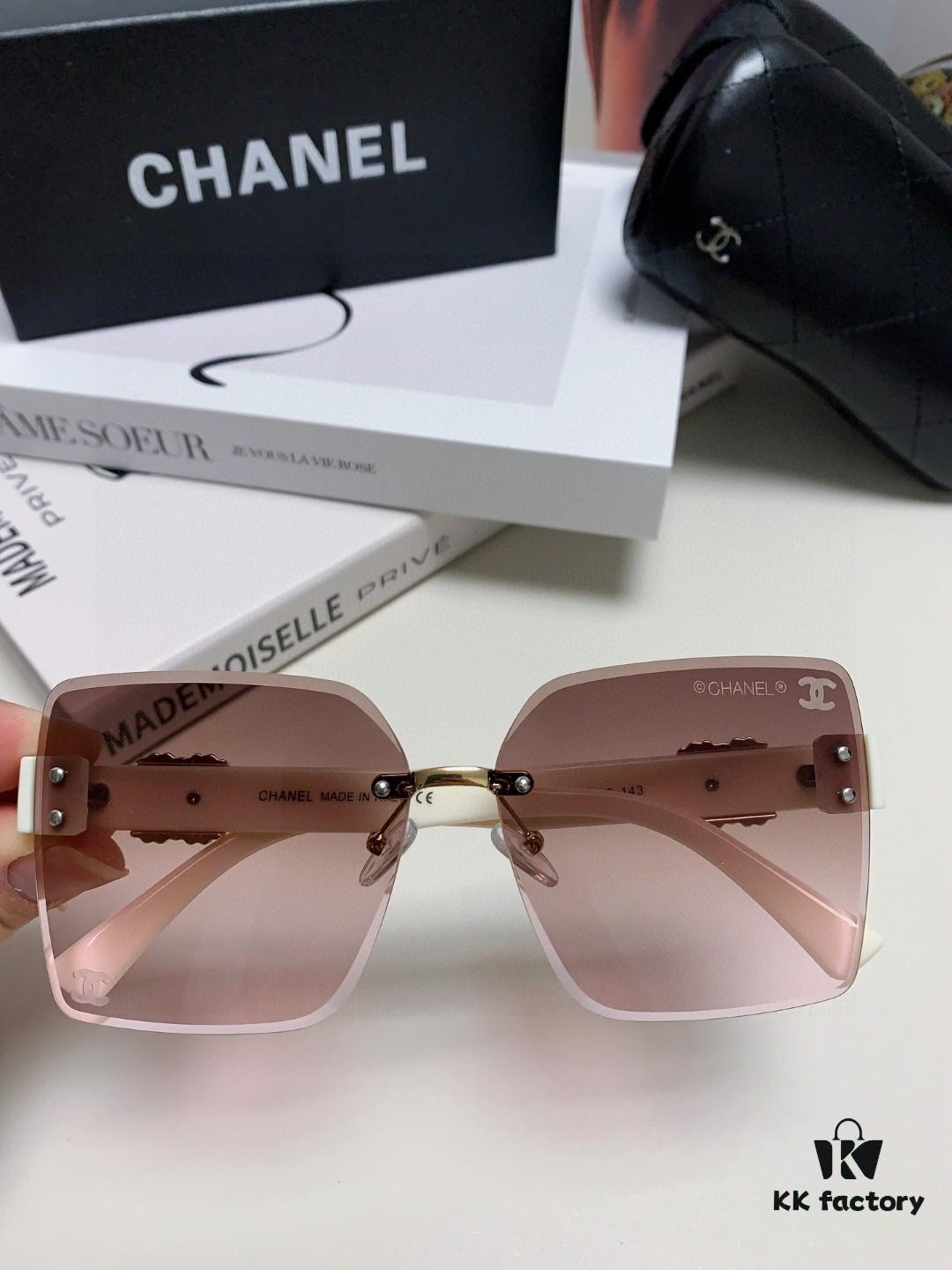 Chanel Popular Best-Selling Sunglasses, Stylish Sun Protection Glasses That Flatter the Face Shape