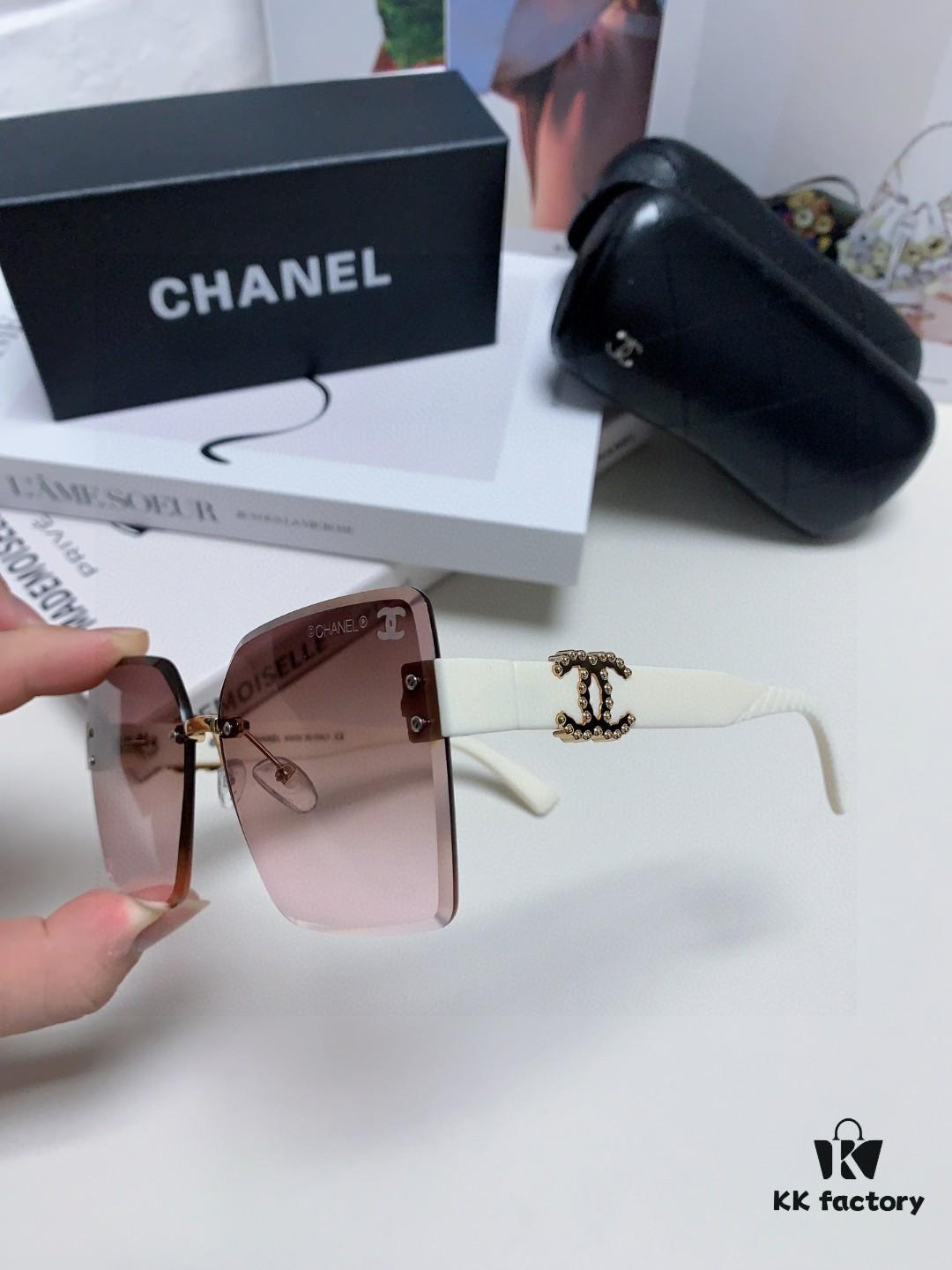 Chanel Popular Best-Selling Sunglasses, Stylish Sun Protection Glasses That Flatter the Face Shape
