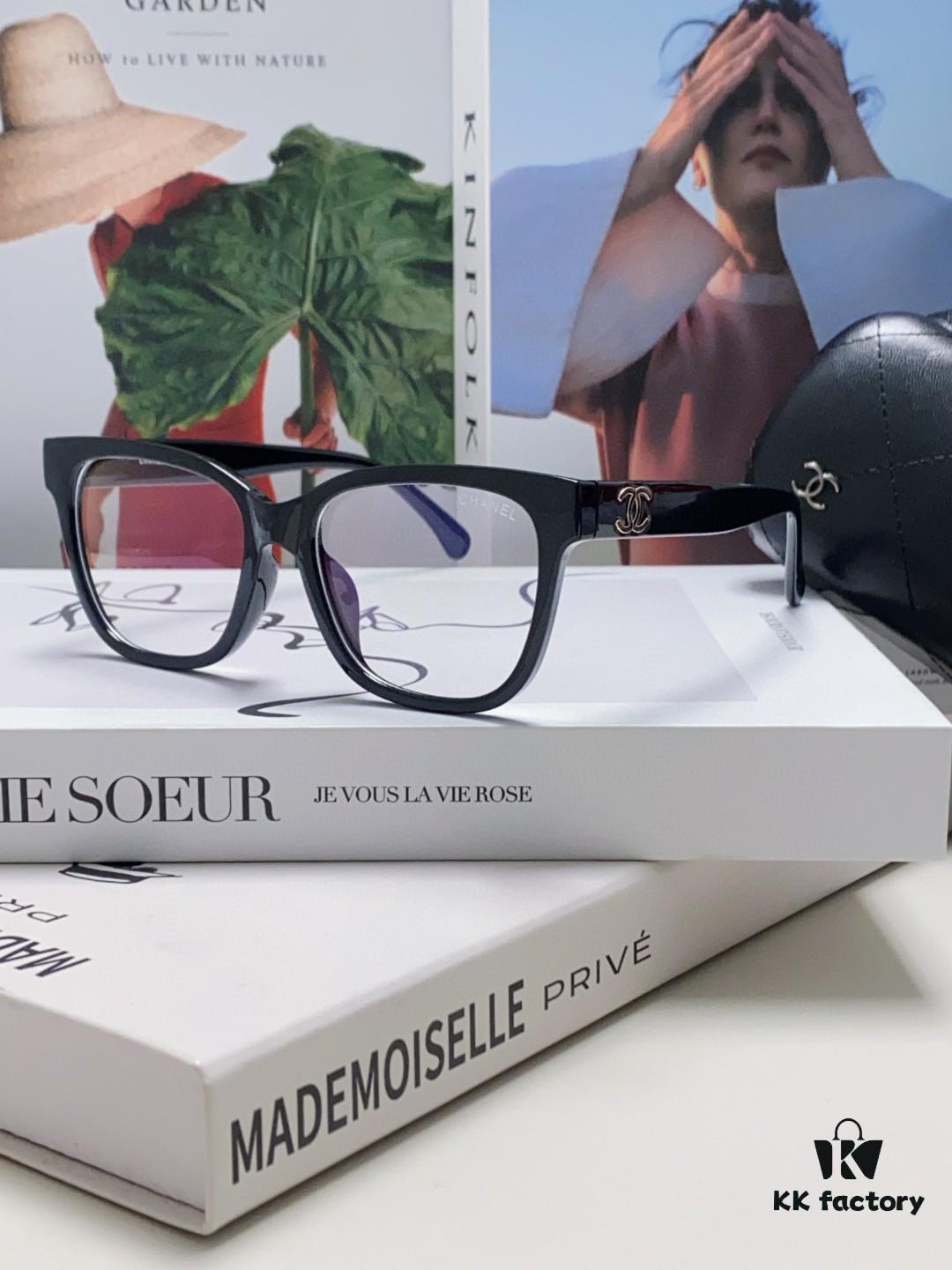 Chanel 2025 New Celebrity-Inspired Frame-Only Glasses for Women, Blue Light Blocking Square Frame Unisex Eyewear, Panda Color-Block Design Sunglasses