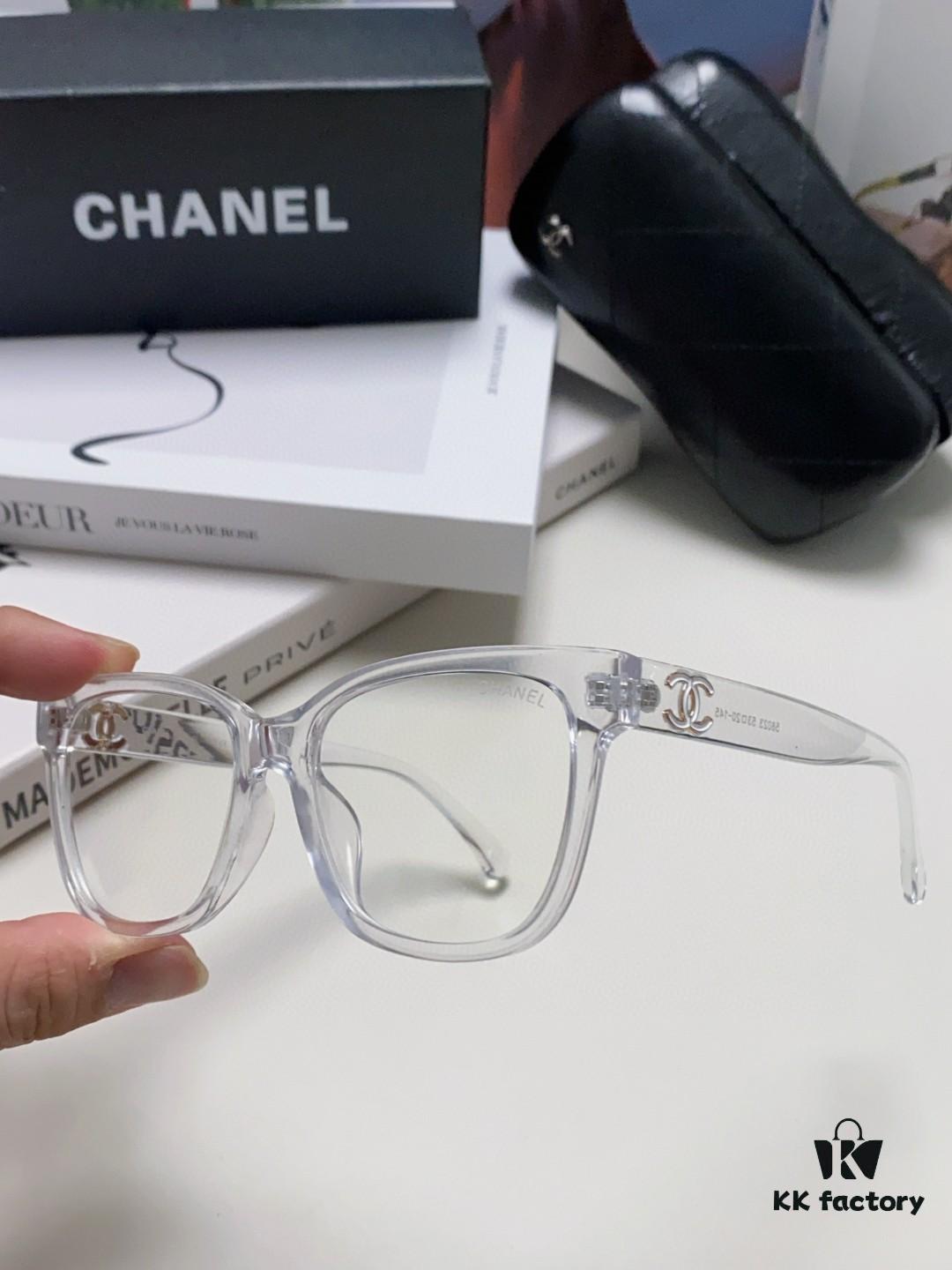 Chanel 2025 New Celebrity-Inspired Frame-Only Glasses for Women, Blue Light Blocking Square Frames, Unisex Panda Color-Block Eyewear, Suitable for Myopia, Non-Prescription Sunglasses