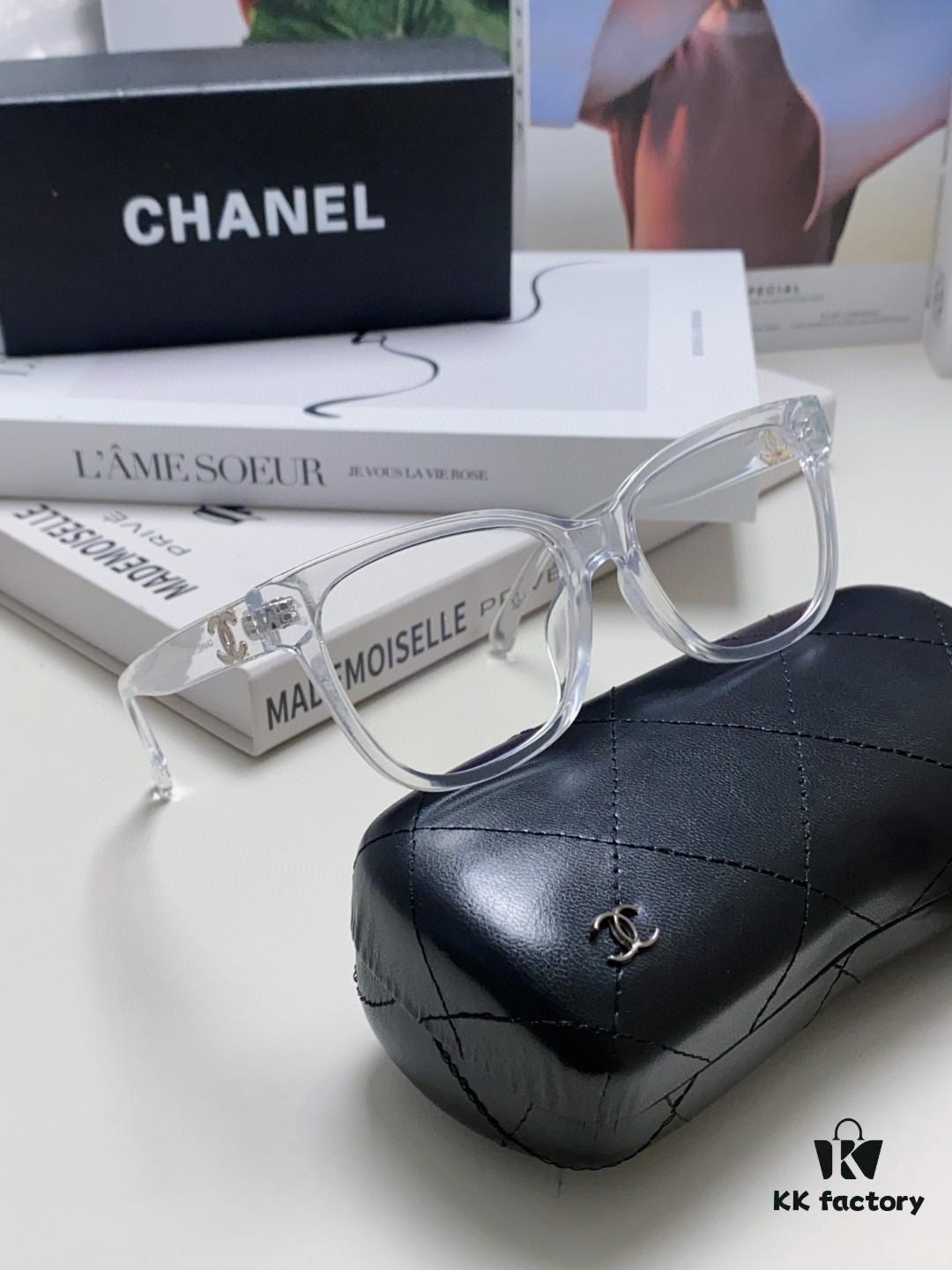 Chanel 2025 New Celebrity-Inspired Frame-Only Glasses for Women, Blue Light Blocking Square Frames, Unisex Panda Color-Block Eyewear, Suitable for Myopia, Non-Prescription Sunglasses