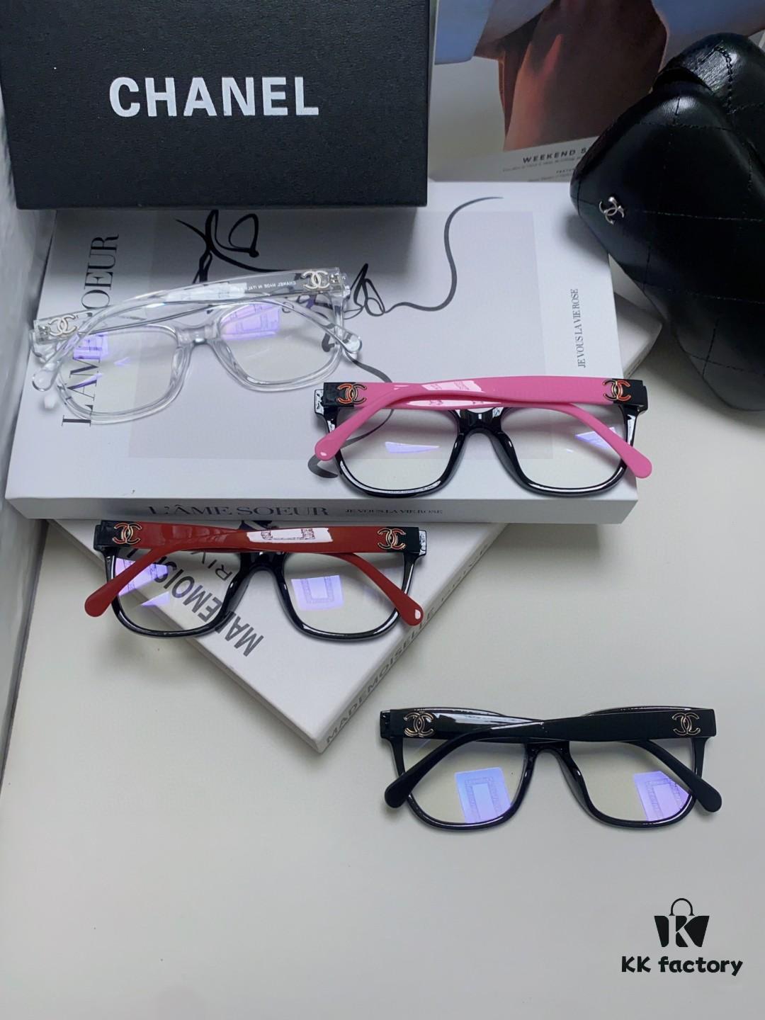 Chanel 2025 New Celebrity-Inspired Frame-Only Glasses for Women, Blue Light Blocking Square Frames, Unisex Panda Color-Block Eyewear, Suitable for Myopia, Non-Prescription Sunglasses