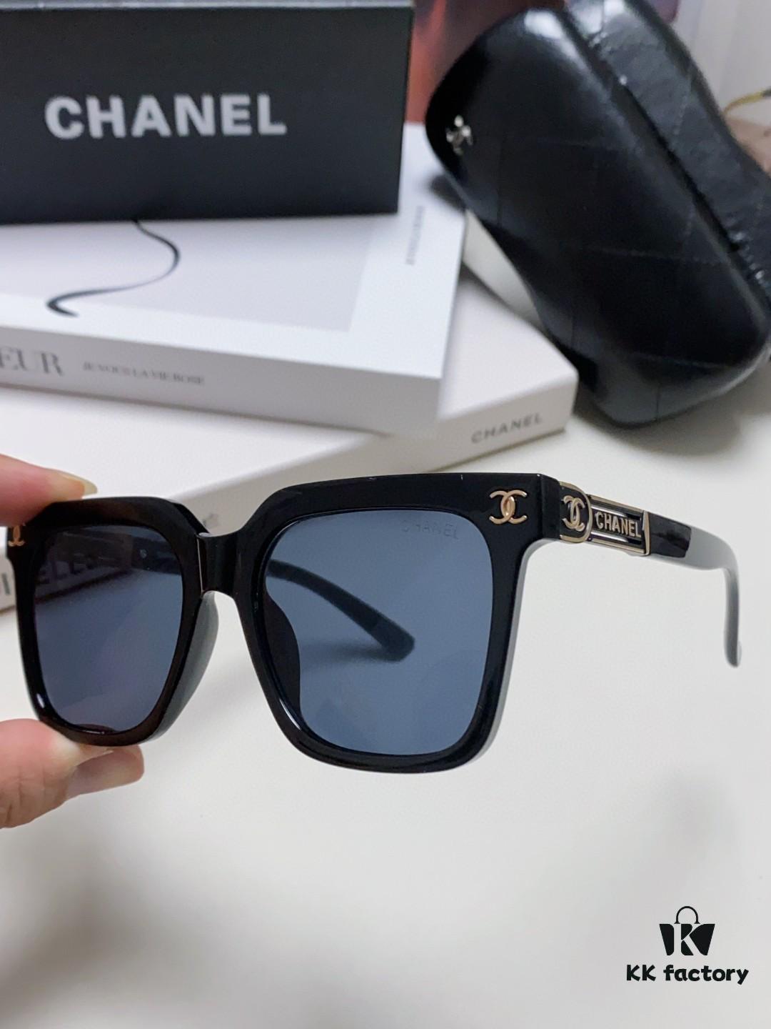 Chanel 2025 New Arrival Best-Selling Square Frame Women's Sunglasses UV Protection Sun Glasses Fashionable Retro European American Style Influencer Favorite Shades