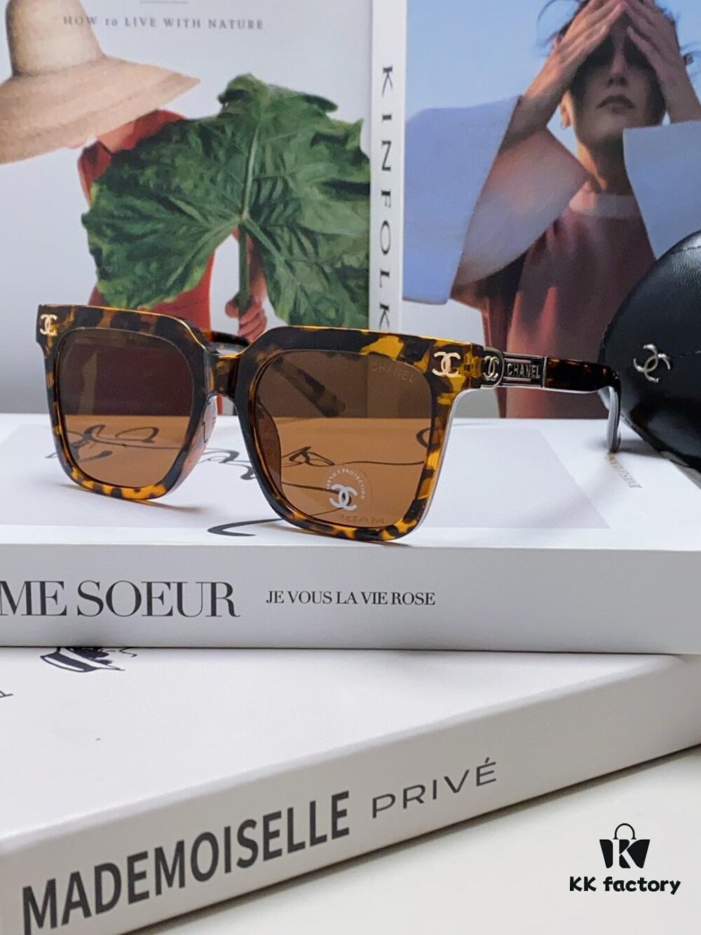 Chanel 2025 New Hot-Selling Square Frame Women's Sunglasses