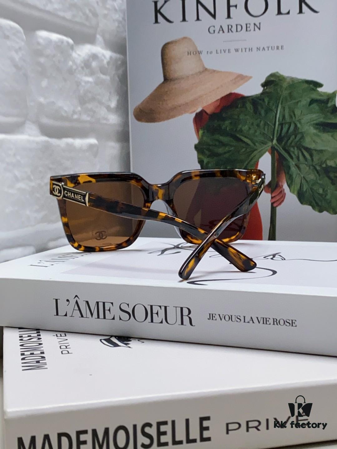 Chanel 2025 New Hot-Selling Square Frame Women's Sunglasses