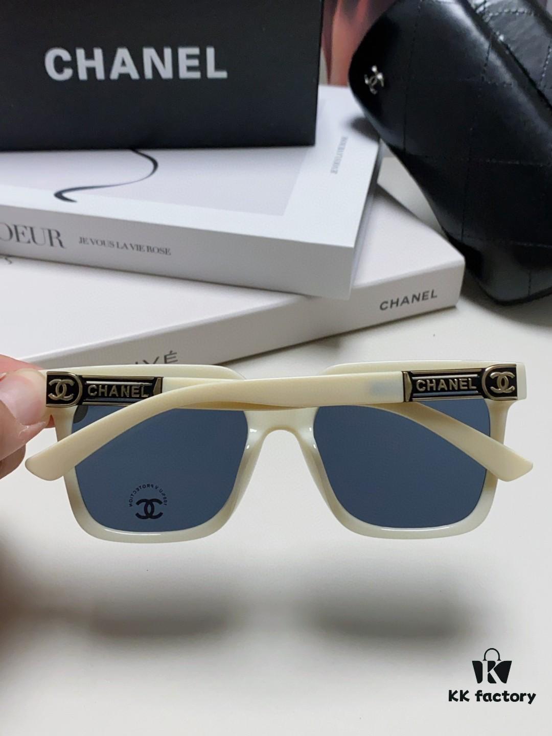 Chanel 2025 New Best-Selling Square Frame Women's Sunglasses UV Protection Sun Glasses Fashionable Retro European & American Style Influencer Favorite Shades