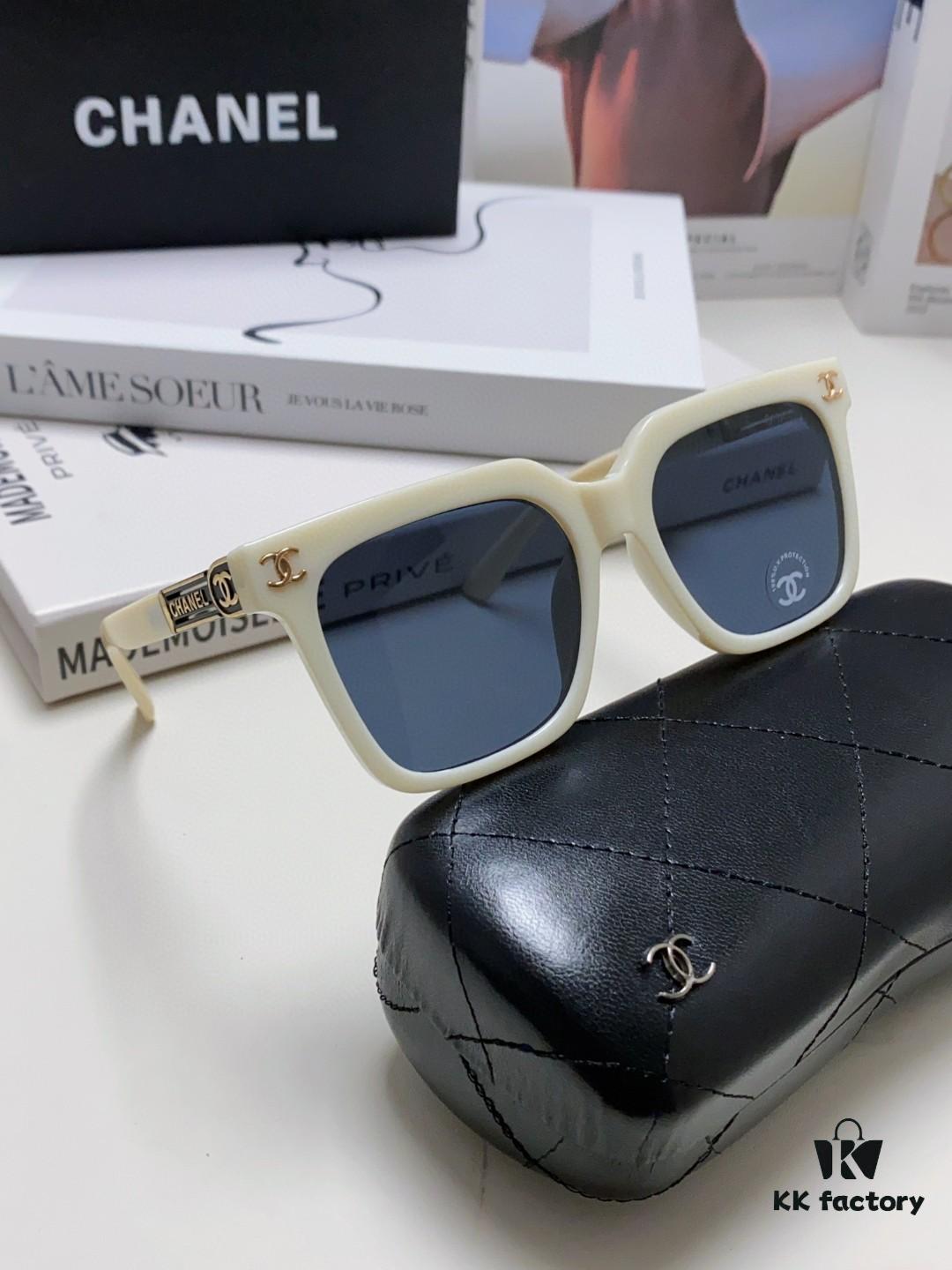 Chanel 2025 New Best-Selling Square Frame Women's Sunglasses UV Protection Sun Glasses Fashionable Retro European & American Style Influencer Favorite Shades