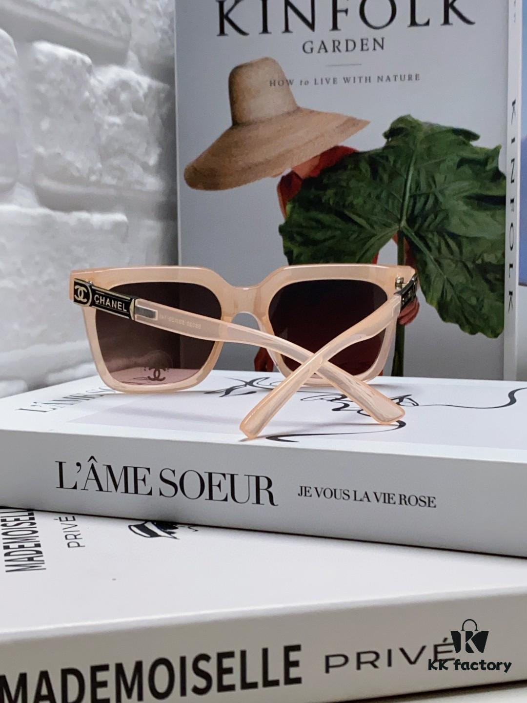 Chanel 2025 New Hot-Selling Square Frame Women's Sunglasses