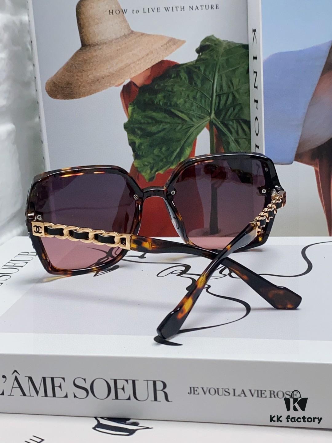 Chanel New Arrival Sunglasses from Europe and the US, Popular Unisex Designer Shades, Trendy Style with Leather Chain, Suitable for Travel and Driving