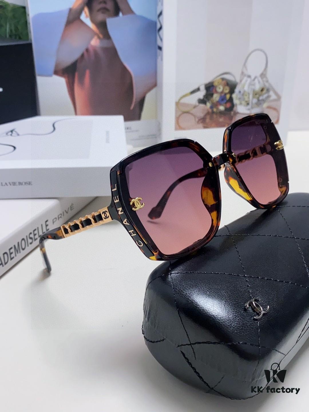 Chanel New Arrival Sunglasses from Europe and the US, Popular Unisex Designer Shades, Trendy Style with Leather Chain, Suitable for Travel and Driving
