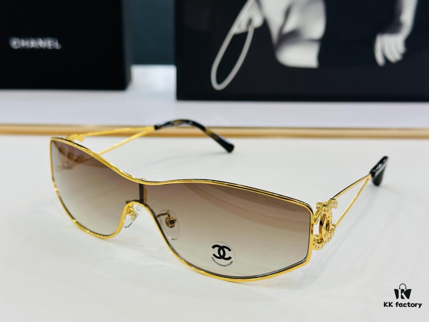CHANE*/Xiangjia MODEL: CH4073-B Size: 138□1-140 Fashion Sunglasses