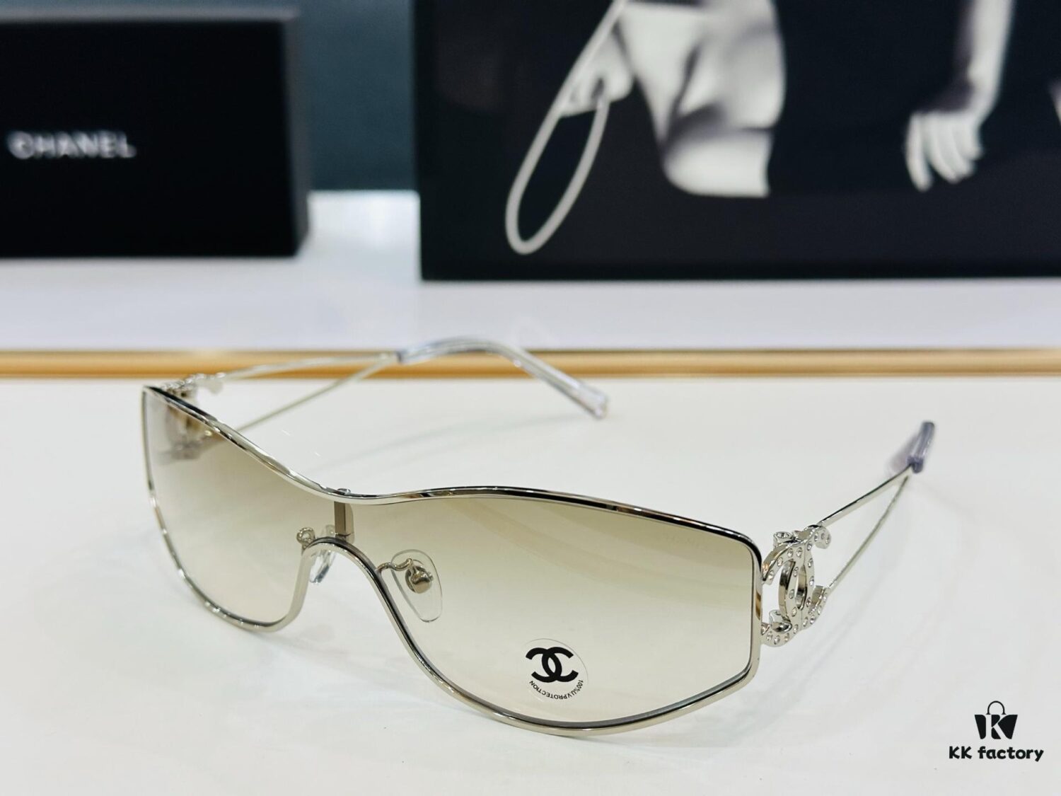 CHANE*/Xiangjia MODEL: CH4073-B Size: 138□1-140 Fashion Sunglasses