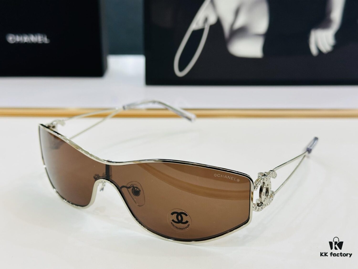 CHANE*/Xiangjia MODEL: CH4073-B Size: 138□1-140 Fashion Sunglasses