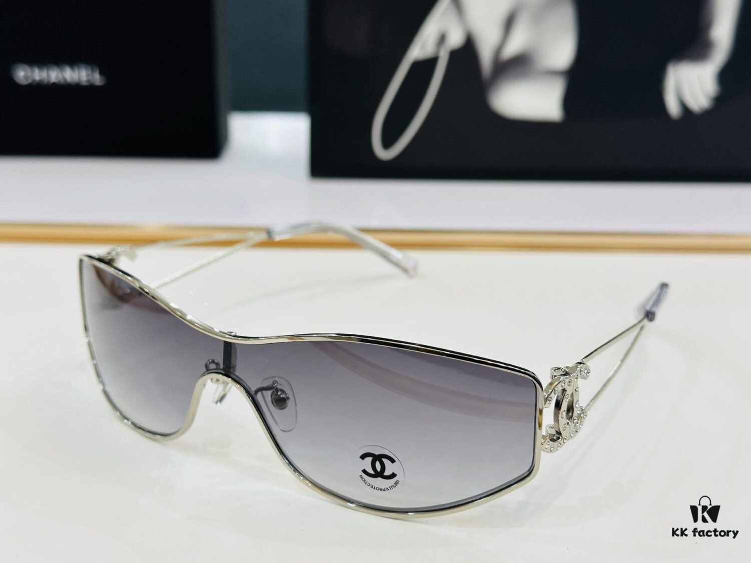 CHANE*/Xiangjia MODEL: CH4073-B Size: 138□1-140 Fashion Sunglasses