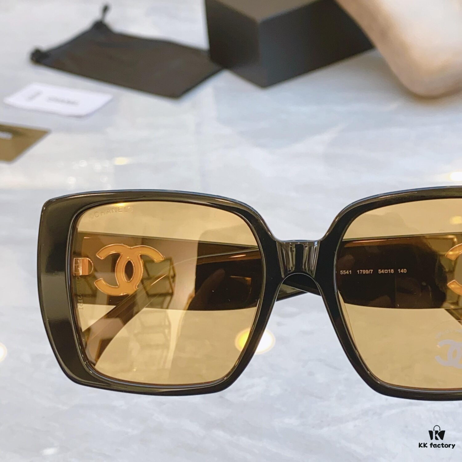 CHANE* New Arrival Sunglasses, Model: 5541, Size: 54□18-140