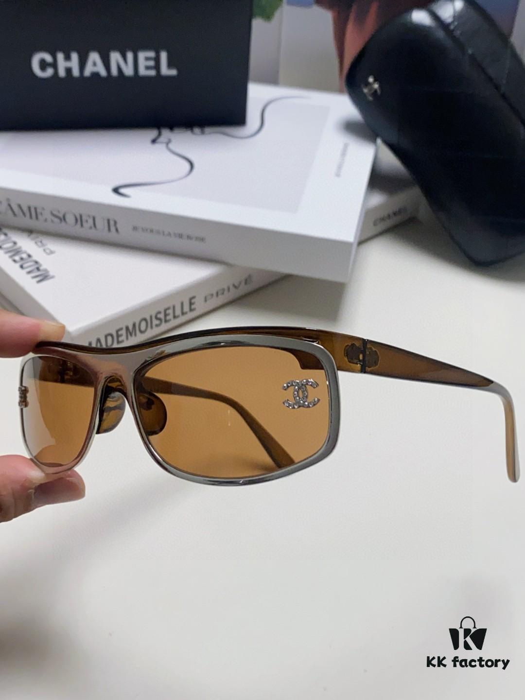 Chanel 2025 New Arrival Retro Silver Curved Frame Classic Chic Sunglasses for Women and Men, Outdoor Sports and Photography Fashion Eyewear