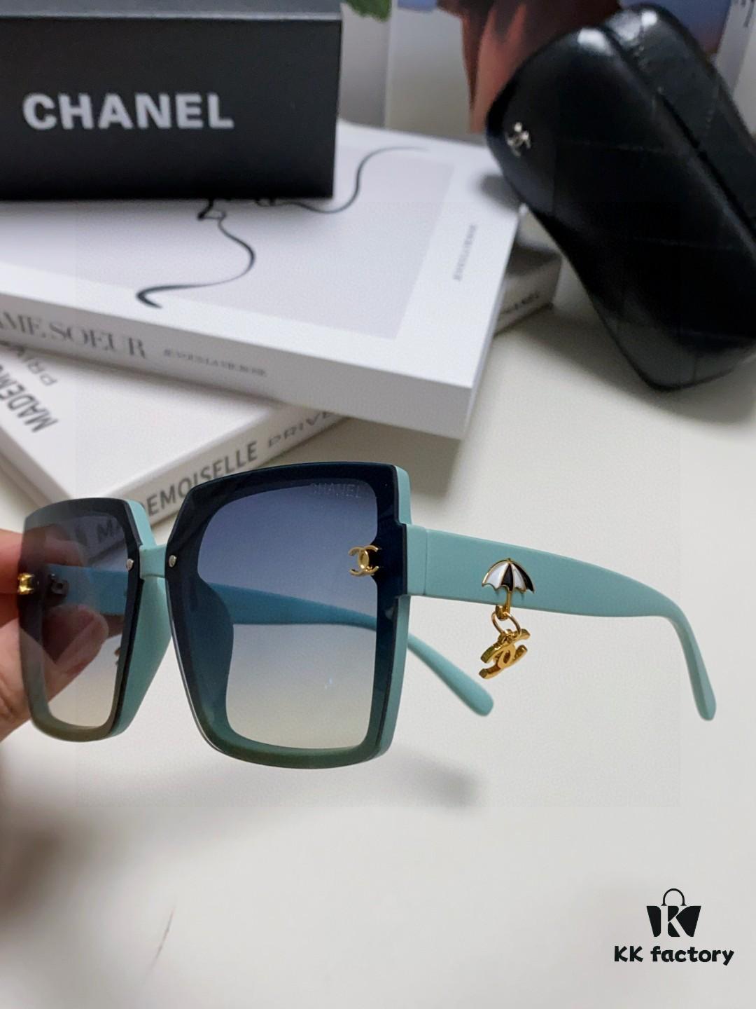 Chanel 2025 New Arrival Fashion Sunglasses, Oversized Gradient Lenses for Slimming Effect, UV Protection, Elegant Style with Umbrella Pendant