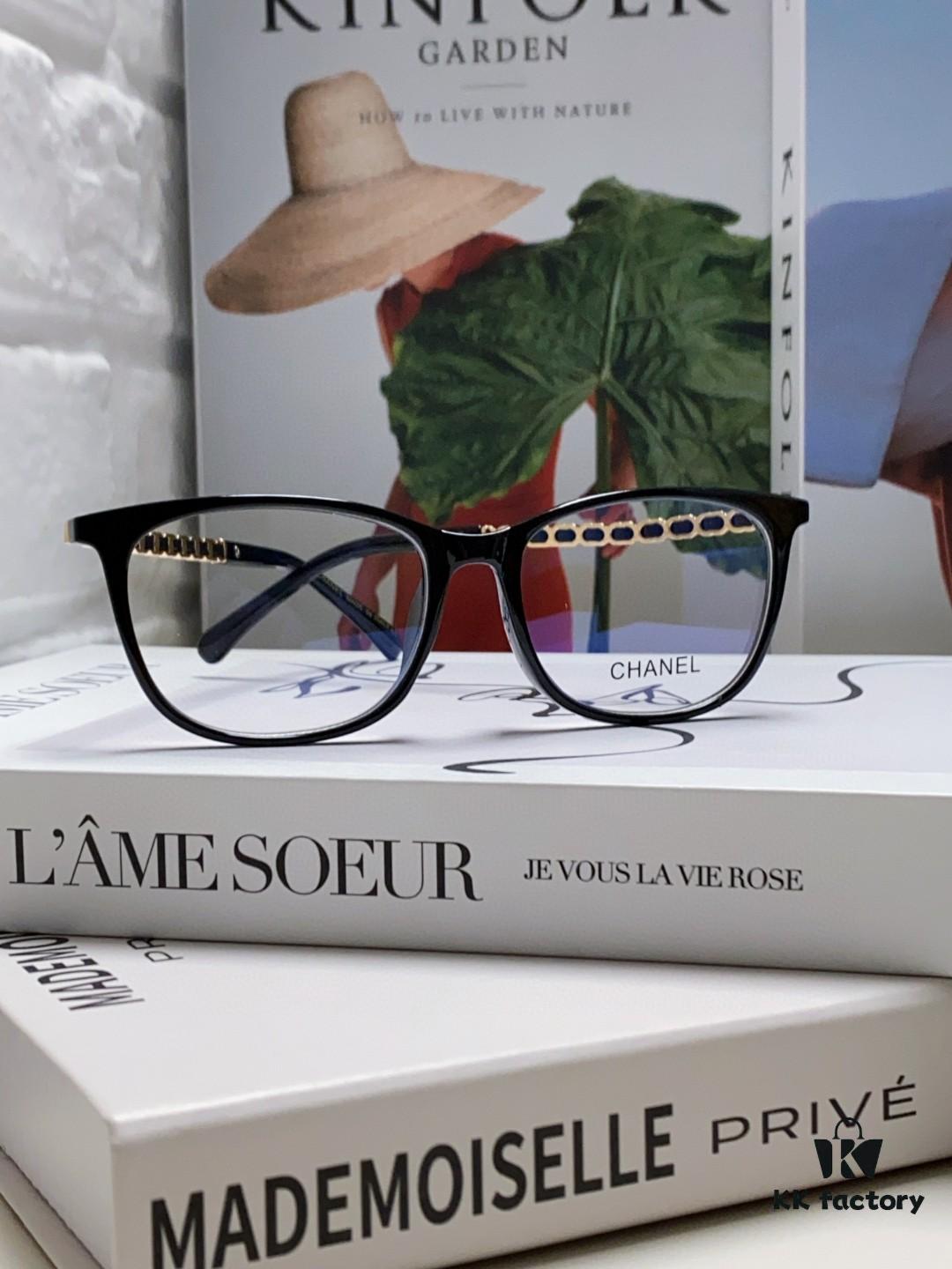 Chanel 2025 New Arrival Black Frame Glasses, Same Style as Zhao Lusi, Women's Minimalist Chic Optical Frames with Chain Detail, Blue Light Blocking, Prescription Ready, Oversized for a Flattering Look