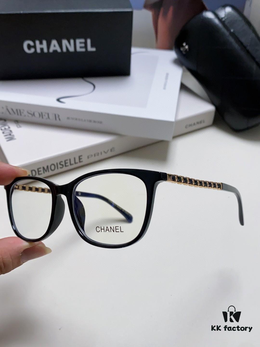 Chanel 2025 New Arrival Black Frame Glasses, Same Style as Zhao Lusi, Women's Minimalist Chic Optical Frames with Chain Detail, Blue Light Blocking, Prescription Ready, Oversized for a Flattering Look