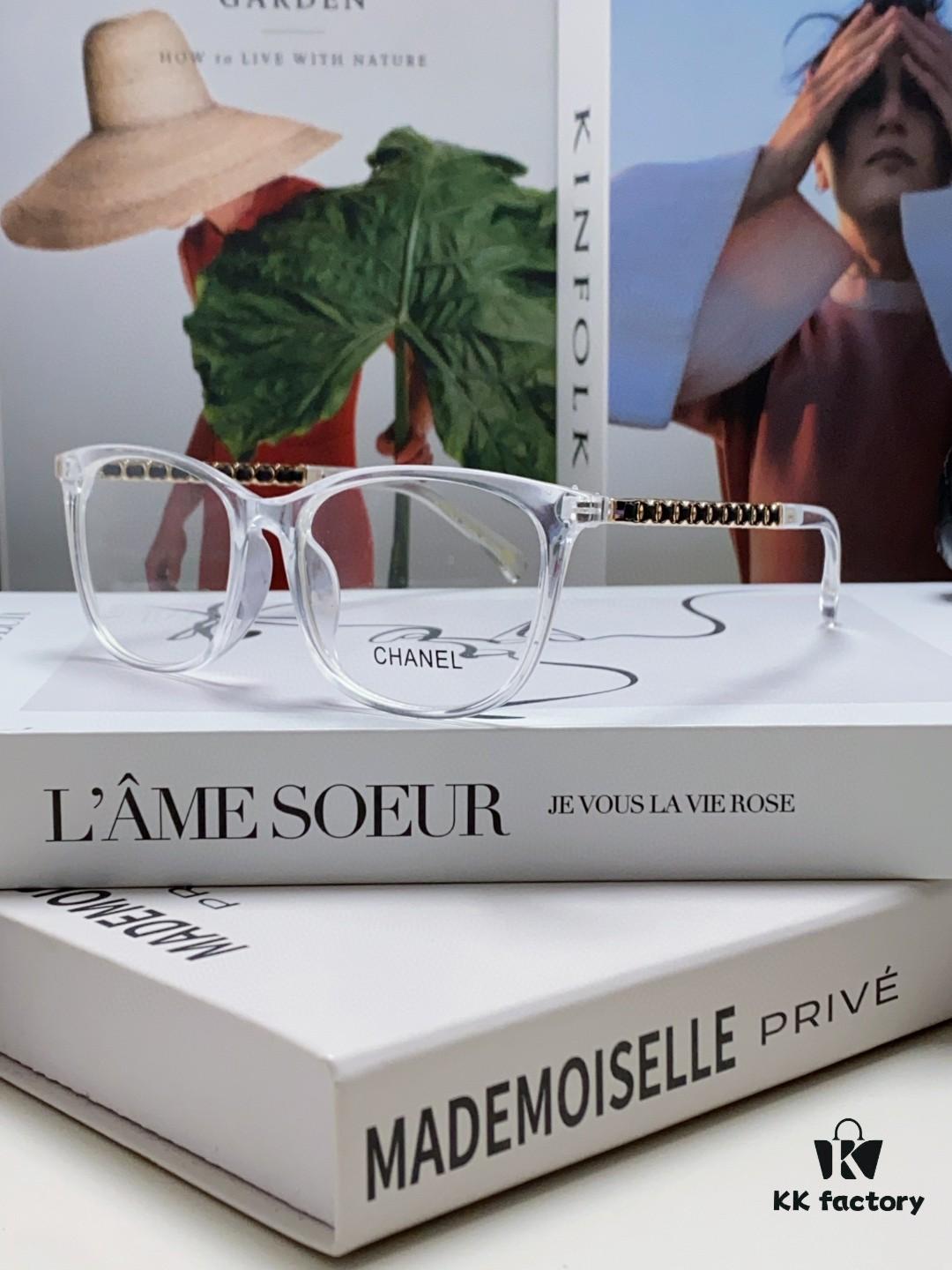 Chanel 2025 New Arrival Black Frame Glasses, Same Style as Zhao Lusi, Women's Minimalist Chic Optical Frames with Chain Detail, Blue Light Blocking, Prescription Ready, Oversized for a Flattering Look