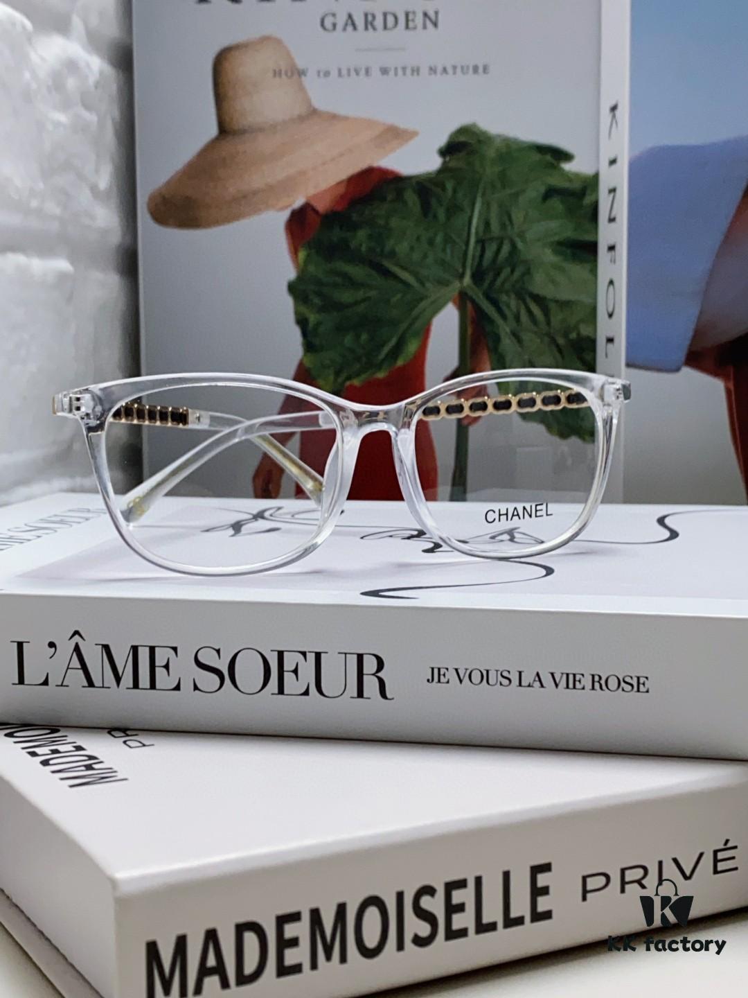 Chanel 2025 New Arrival Black Frame Glasses, Same Style as Zhao Lusi, Women's Minimalist Chic Optical Frames with Chain Detail, Blue Light Blocking, Prescription Ready, Oversized for a Flattering Look