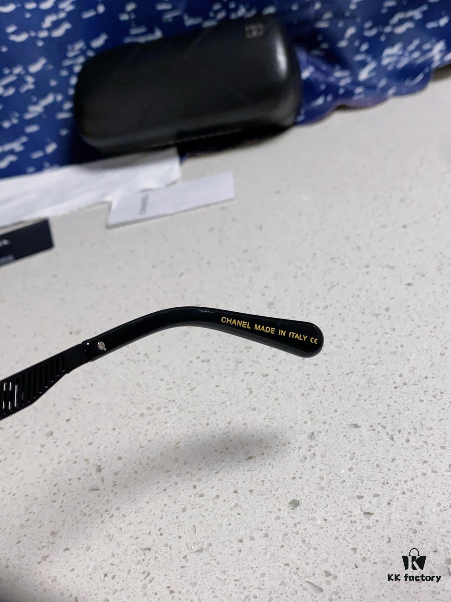 Chanel 2025 New Unisex Sunglasses for Men and Women, Stylish UV-Protective Sports Sunglasses, Elegant Hip-Hop American Style Glasses for Couples