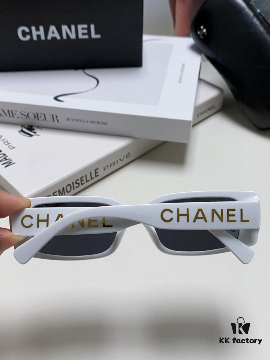 Chanel 2025 Summer New Arrival Popular on Xiaohongshu Double C Logo Sunglasses