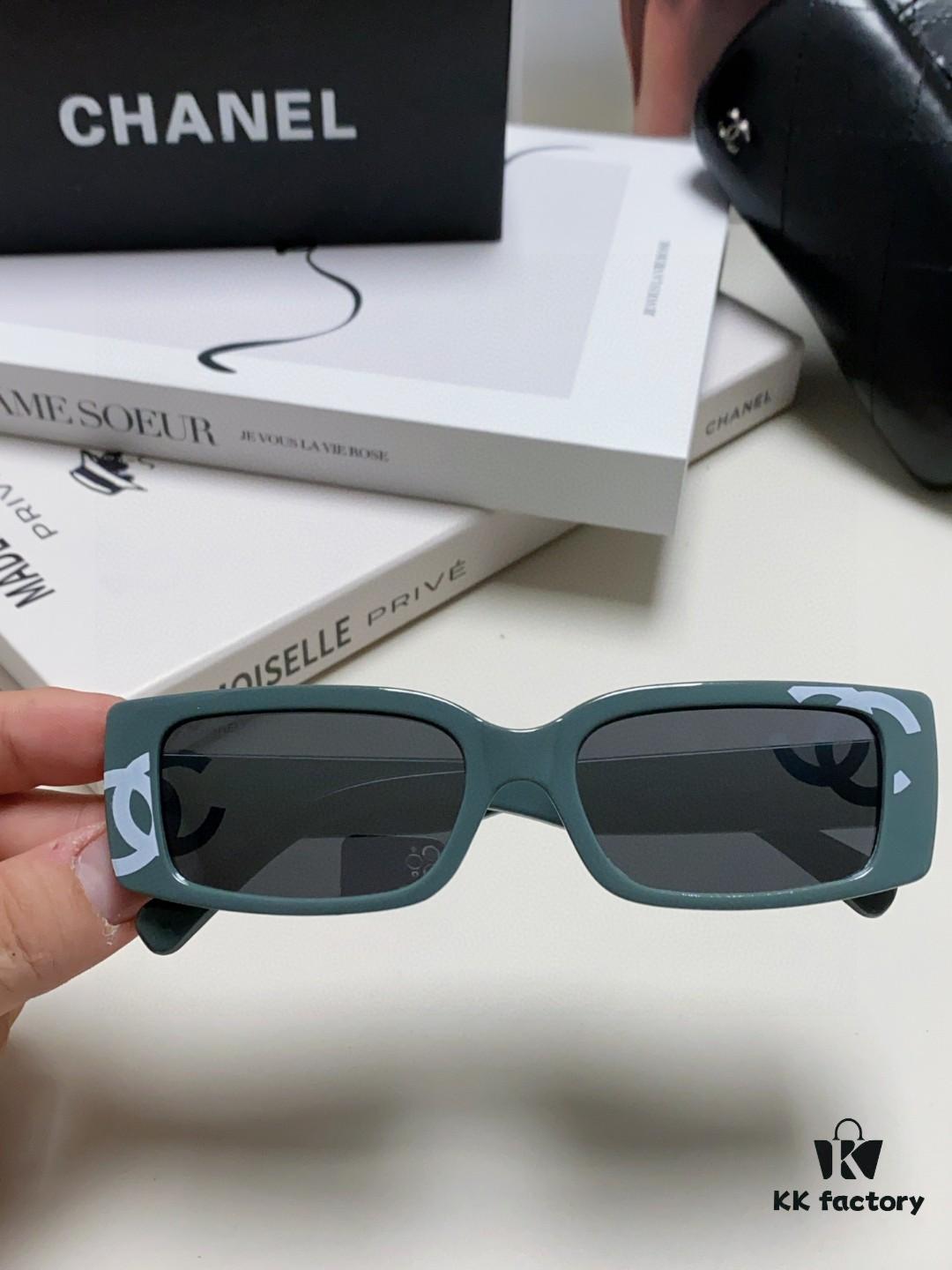 Chanel 2025 Summer New Arrival Popular on Xiaohongshu CC Large Logo Sunglasses