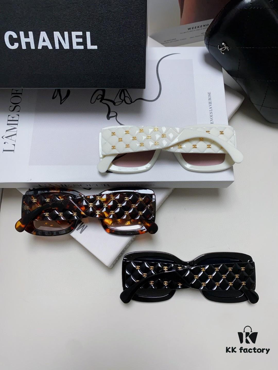CHANEL New Classic Black and White Sunglasses with Logo-Embellished Temples