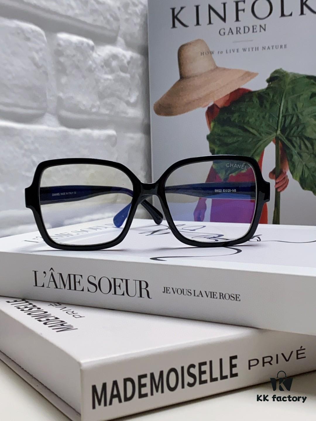Chanel Small Logo Eyeglass Frame, Panda Color, Suitable for Prescription Lenses, Stylish and Face-Framing
