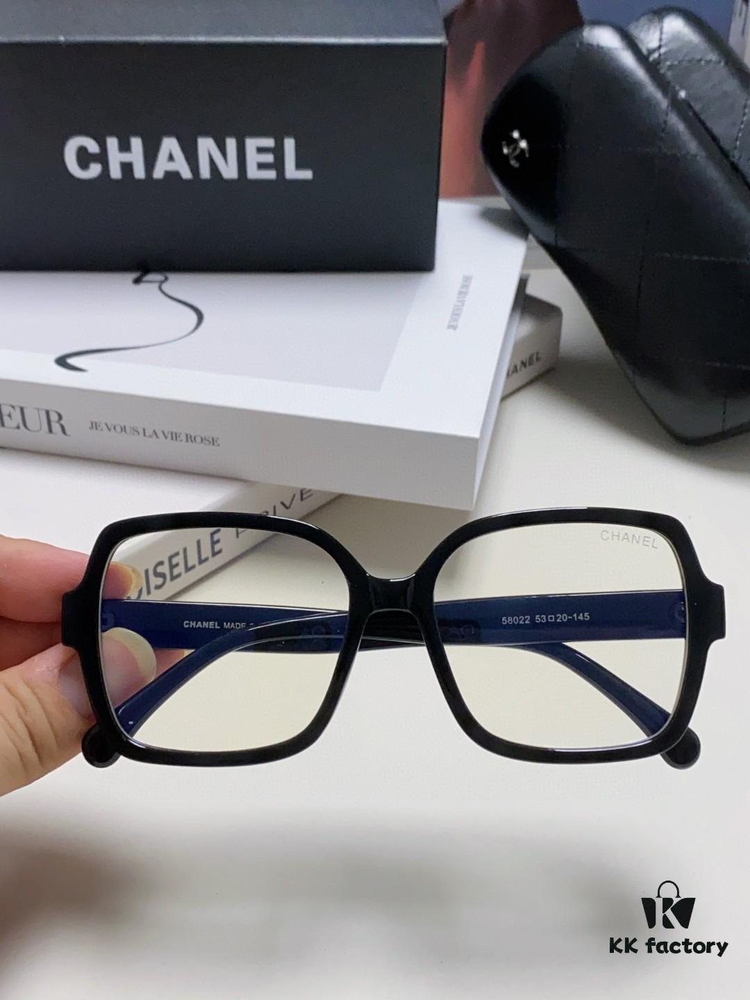Chanel Small Logo Eyeglass Frame, Panda Color, Suitable for Prescription Lenses, Stylish and Face-Framing