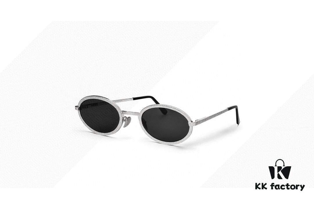 Chanel 2025 New Arrival Women's Oval Sunglasses, French Retro Stylish Design, Slimming Narrow Frame with Sparkling Metal Trim for Round Faces, Elegant European-American Style