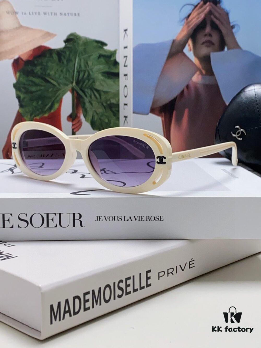 CHANEL Chanel Unisex Cat-Eye Sunglasses Worn by Wang Yibo