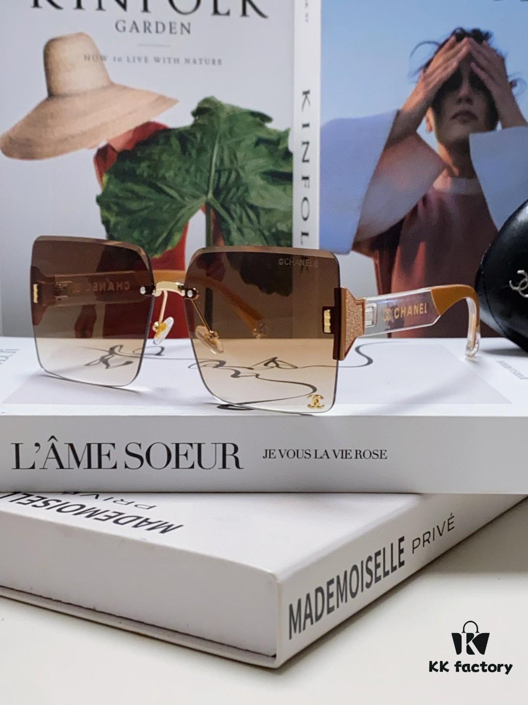 Chanel 2025 Fashion New Large Frame Double C Letter Wide Temple Sunglasses for Women, Versatile UV Protection Eyewear