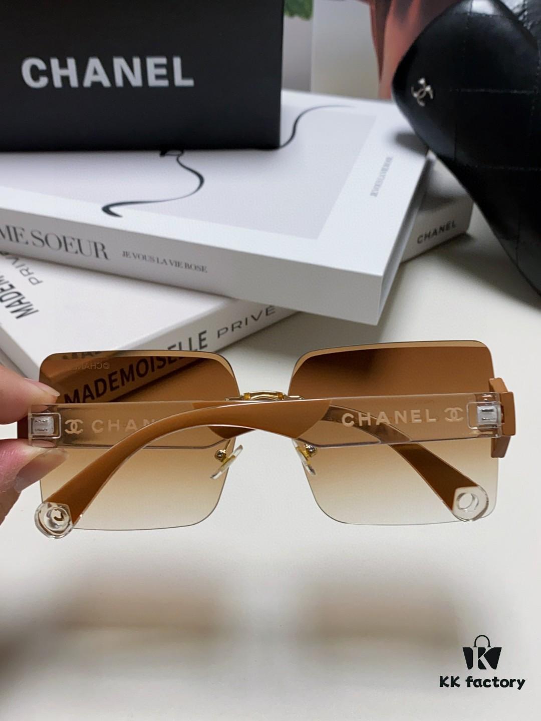 Chanel 2025 Fashion New Large Frame Double C Letter Wide Temple Sunglasses for Women, Versatile UV Protection Eyewear