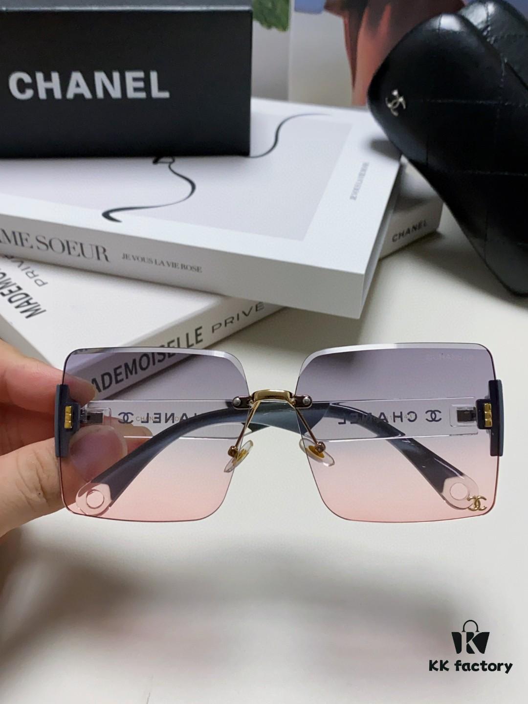 Chanel 2025 Fashion New Large-Frame Double C Letter Wide-Temple Sunglasses for Women, Versatile Sunglasses
