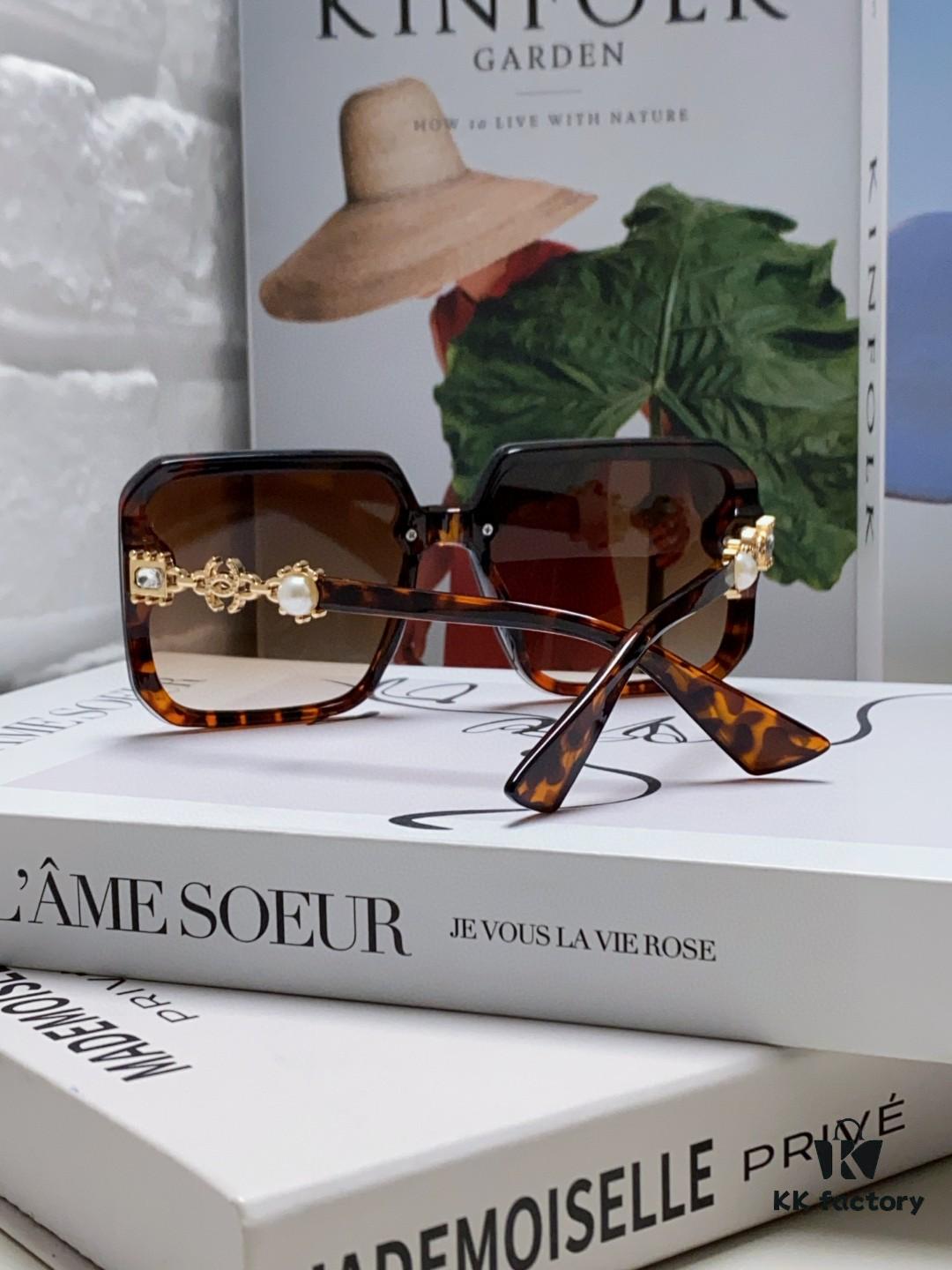 Chanel 2025 New Arrival Polarized Sunglasses for Women, Stylish Unisex UV Protection Sun Glasses for Driving, Travel, Face-Framing Design