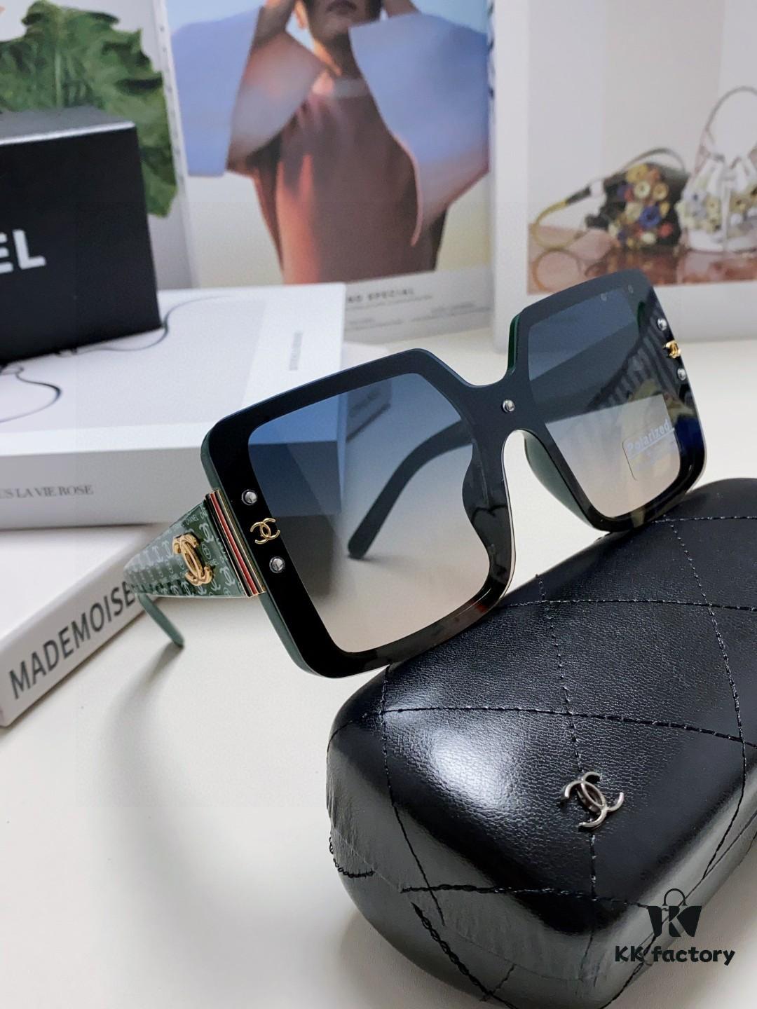 Chanel 2025 New Arrival Fashionable High-End Women's Polarized Sunglasses, Oversized Frame Driving Sunglasses